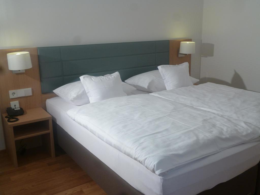 Hotel Seepark Garni Überlingen Szoba fotó
